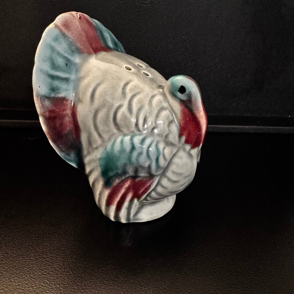 VTG Ceramic Turkey Salt Shaker, Thanksgiving Decor, Farmhouse Decor, Collectible